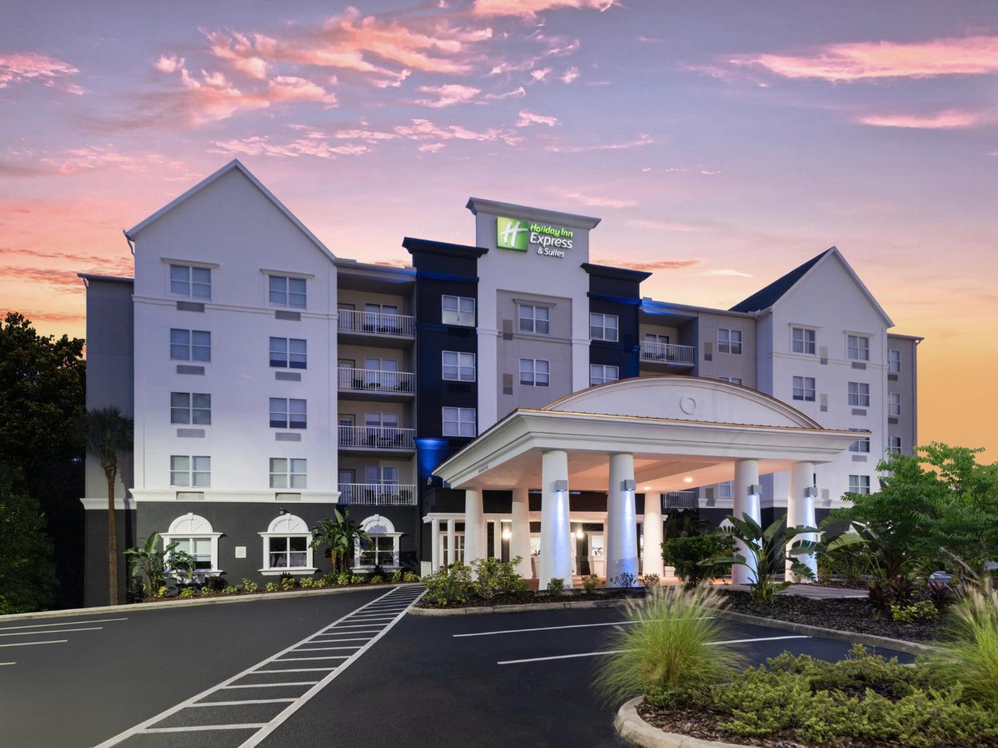 Holiday Inn Express & Suites Lakeland North I-4 By Ihg Esterno foto
