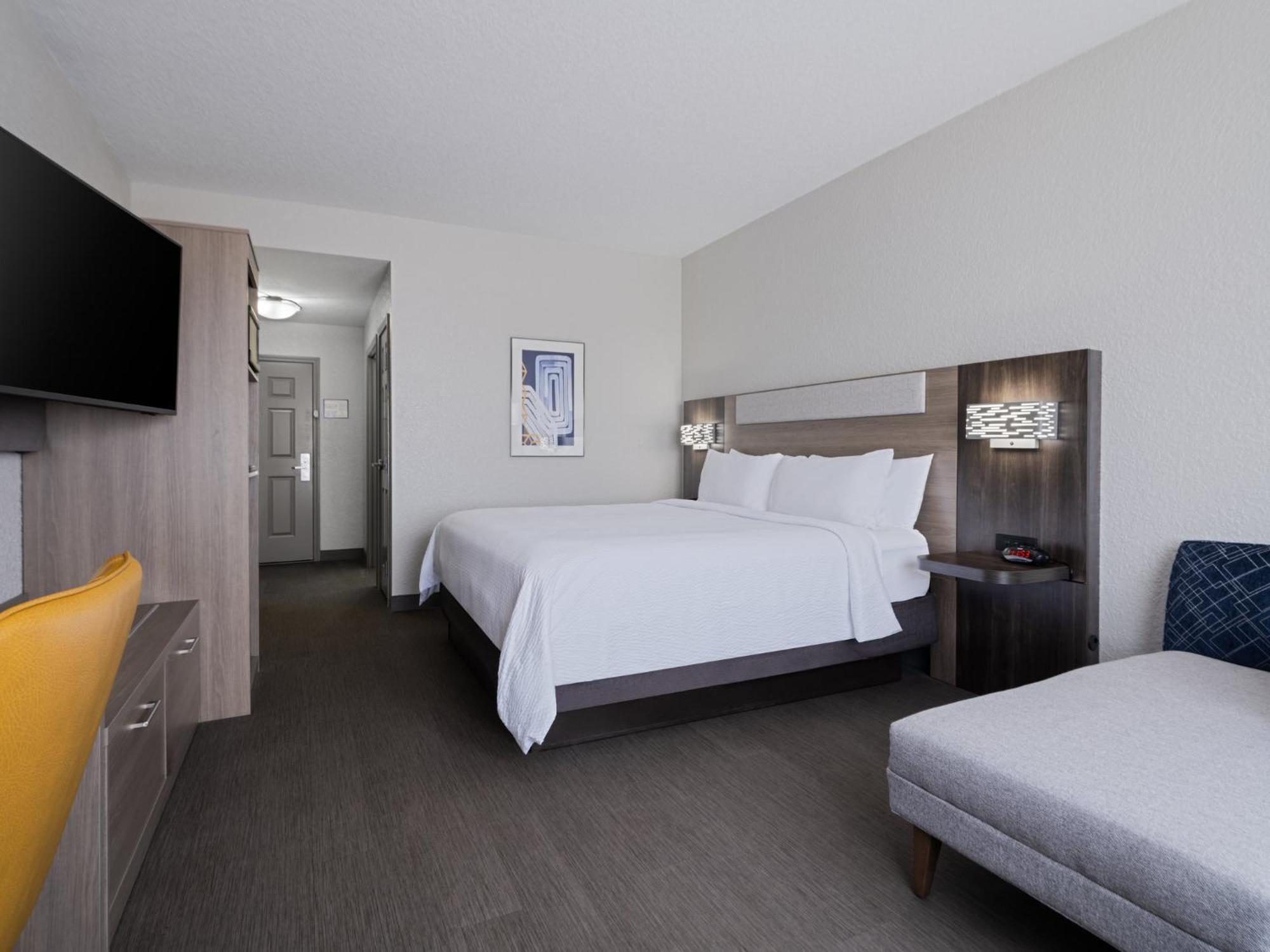 Holiday Inn Express & Suites Lakeland North I-4 By Ihg Esterno foto