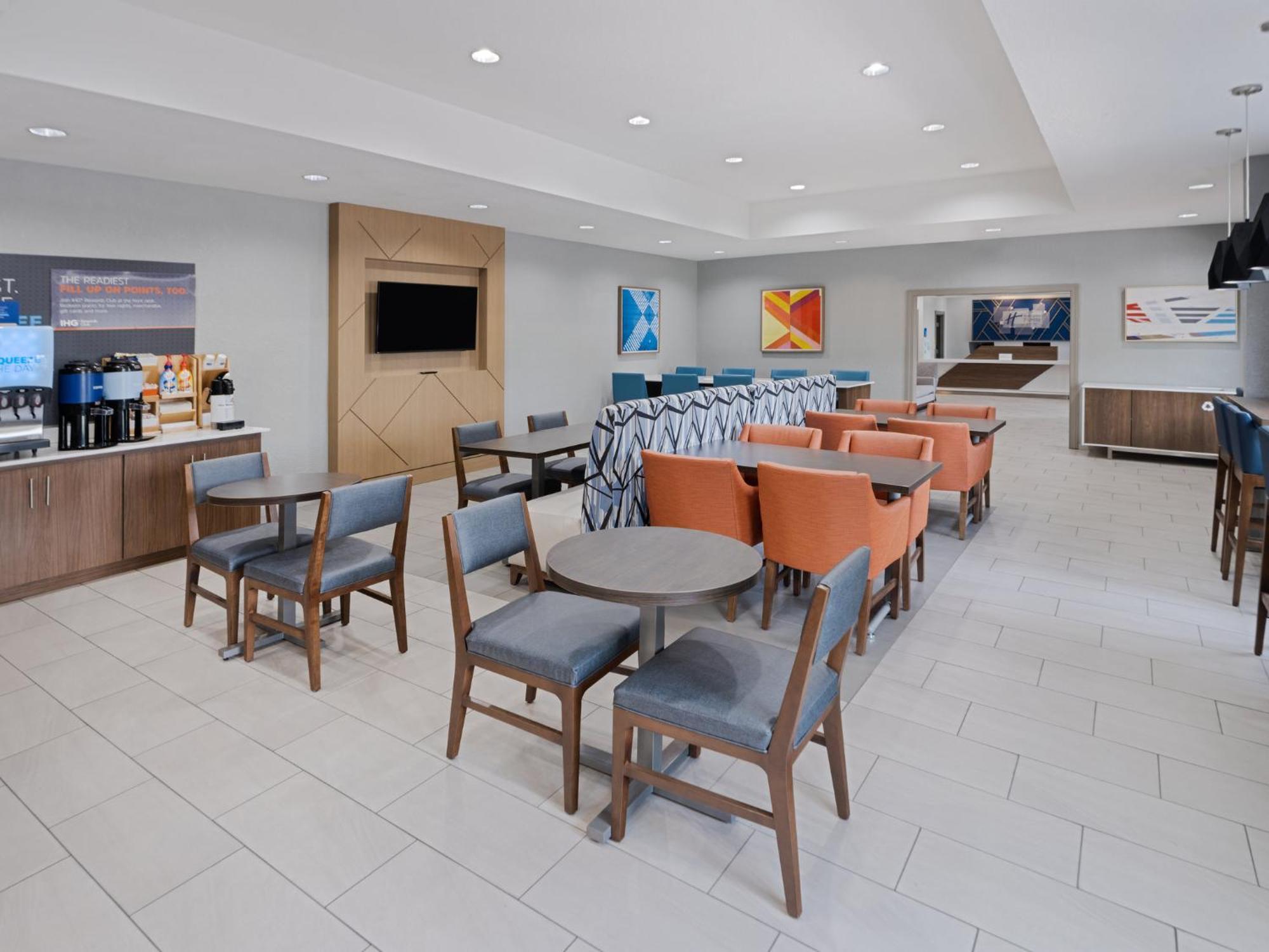 Holiday Inn Express & Suites Lakeland North I-4 By Ihg Esterno foto